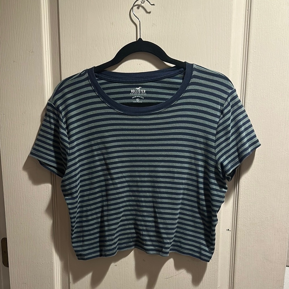 Hollister Navy and Gray Striped Baby Tee